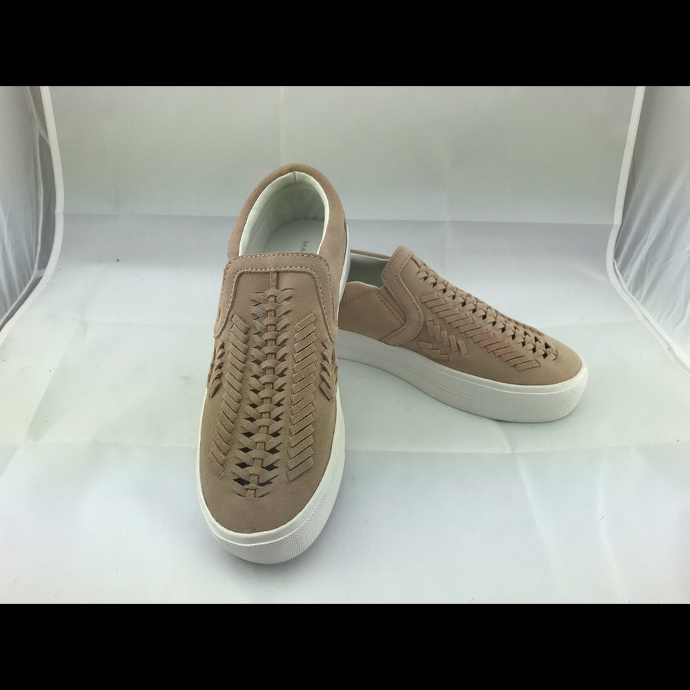 marc fisher deluxe sneaker pink suede size 7